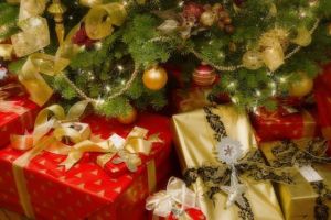 Christmas-presents-web